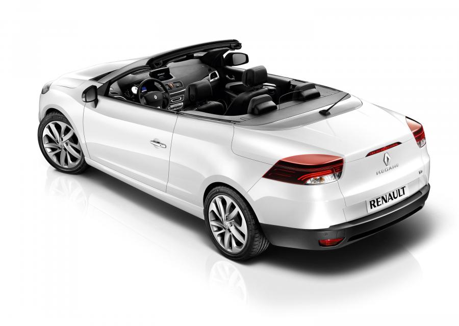  Renault Megane CC 2011 года  (фото 13 из 26)